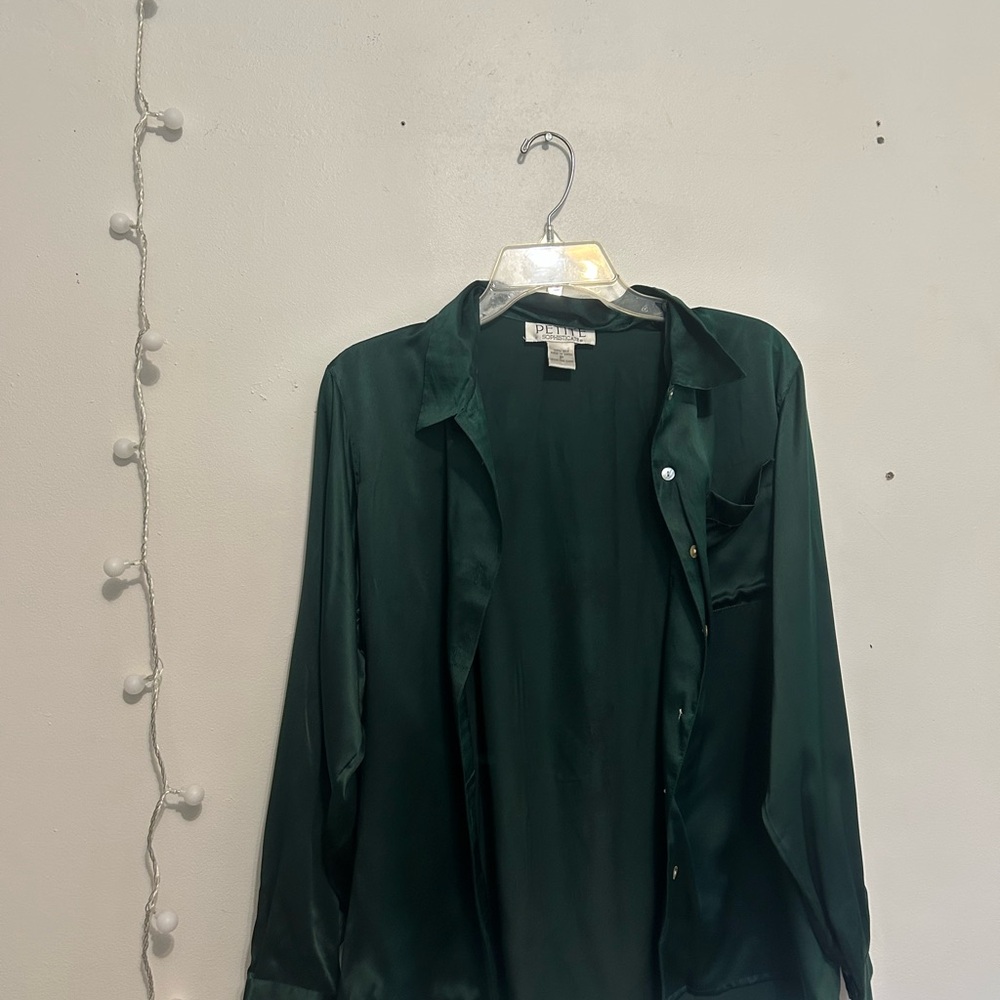 100% Silk Green Shirt PETITE SOPHISTICATE